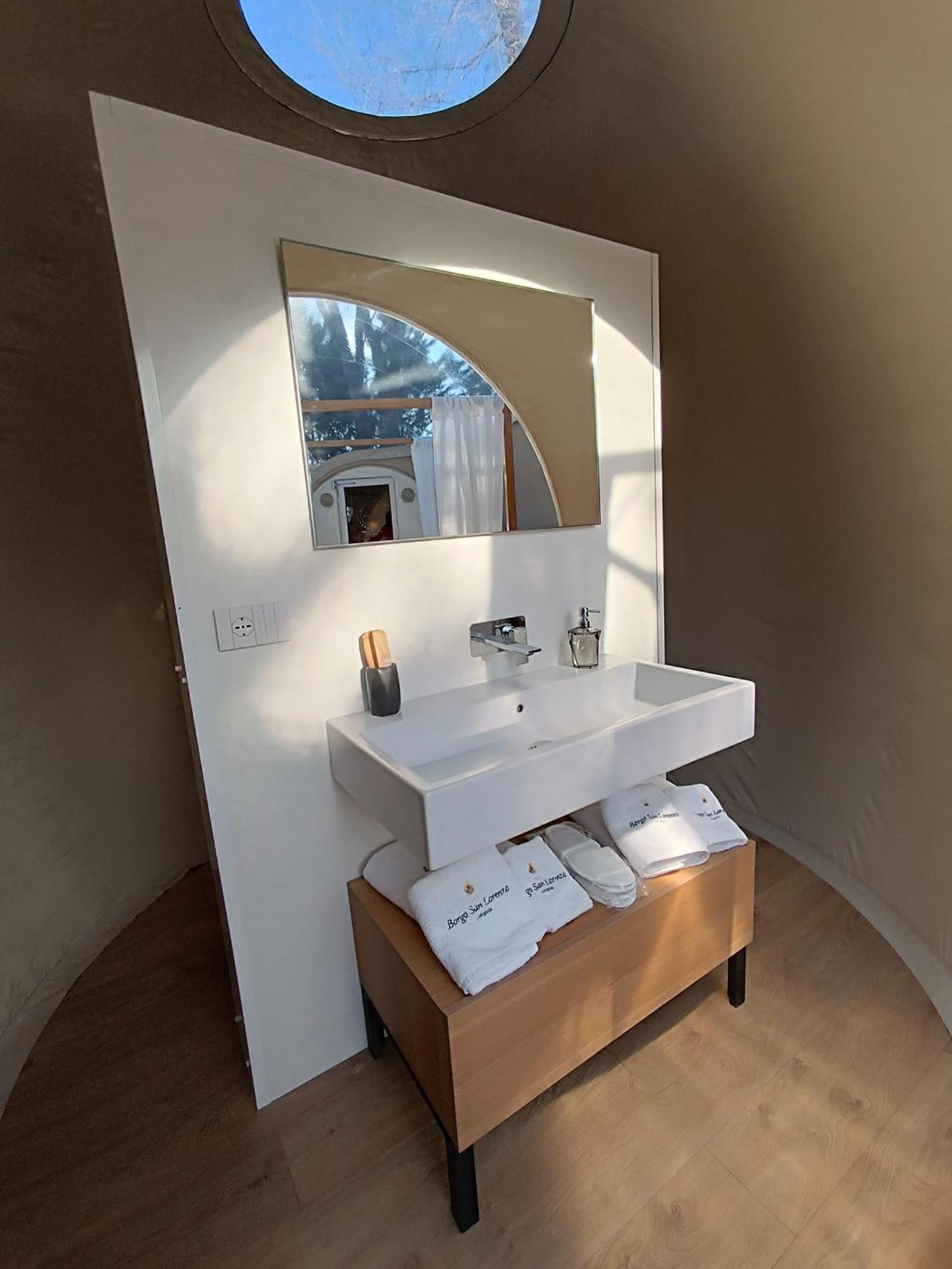 Bubble Room Puglia Villa Bautier Bubblenights Cerignola Exterior photo